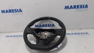 Gebruikte Stuurwiel Citroen C3 (SC) 1.2 VTi 82 12V Prijs € 49,00 Margeregeling aangeboden door Maresia Parts