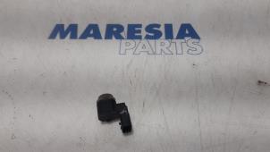 Gebruikte PDC Sensor Renault Megane III Berline (BZ) 1.6 16V Prijs € 19,50 Margeregeling aangeboden door Maresia Parts