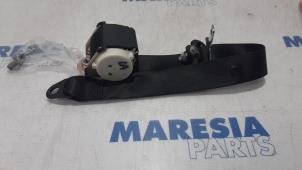 Gebruikte Veiligheidsgordel links-achter Fiat Bravo (198A) 1.4 16V Prijs € 35,00 Margeregeling aangeboden door Maresia Parts
