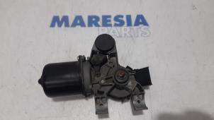 Gebruikte Ruitenwissermotor voor Peugeot 107 1.0 12V Prijs € 25,00 Margeregeling aangeboden door Maresia Parts