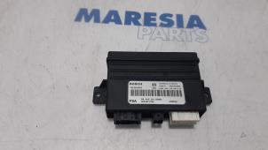 Gebruikte Module PDC Peugeot RCZ (4J) 1.6 16V THP Prijs € 50,00 Margeregeling aangeboden door Maresia Parts