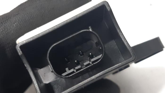 Esp computer van een Peugeot 508 (8D) 1.6 THP 16V 2011