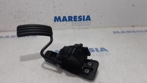 Gebruikte Gaspedaalpositie Sensor Renault Espace (JK) 2.0 dCi 16V 150 FAP Prijs € 40,00 Margeregeling aangeboden door Maresia Parts