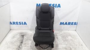 Gebruikte Stoel achter Renault Espace (RFCJ) 1.6 Energy dCi 160 Prijs € 367,50 Margeregeling aangeboden door Maresia Parts