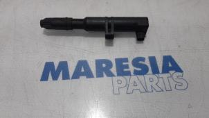 Gebruikte Pen Bobine Renault Grand Scénic II (JM) 2.0 16V Prijs € 10,00 Margeregeling aangeboden door Maresia Parts
