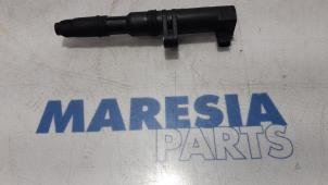 Gebruikte Pen Bobine Renault Espace (JK) 2.0 16V Turbo Prijs € 10,00 Margeregeling aangeboden door Maresia Parts