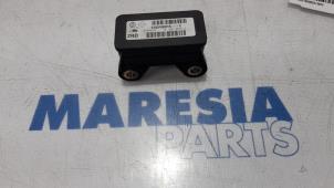 Gebruikte Computer esp Renault Scénic III (JZ) 1.6 16V Prijs € 19,50 Margeregeling aangeboden door Maresia Parts