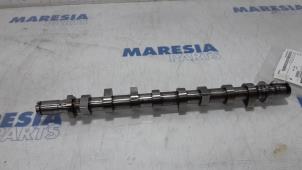 Gebruikte Nokkenas Dacia Logan MCV II/Sandero Wagon (7S) 1.5 dCi 75 Prijs € 73,99 Margeregeling aangeboden door Maresia Parts