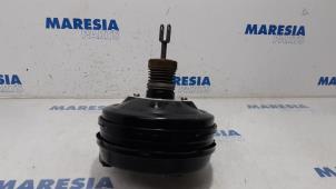 Gebruikte Rembol Alfa Romeo Brera (939) 2.2 JTS 16V Prijs € 60,00 Margeregeling aangeboden door Maresia Parts