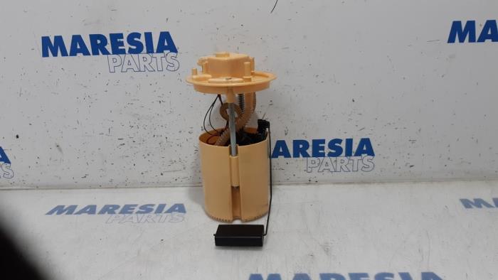Gebruikte Tank element Pomp Fiat Punto Evo (199) 1.3 JTD Multijet Start&Stop 16V Euro 4 Prijs € 50,00 Margeregeling aangeboden door Maresia Parts