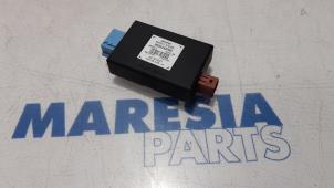 Gebruikte Alarm module Peugeot 307 CC (3B) 2.0 16V Prijs € 19,95 Margeregeling aangeboden door Maresia Parts