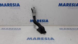 Gebruikte Gaspedaalpositie Sensor Peugeot 307 CC (3B) 2.0 16V Prijs € 35,00 Margeregeling aangeboden door Maresia Parts
