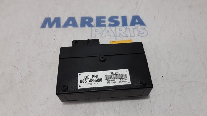 Gebruikte Cabriokap computer Peugeot 307 CC (3B) 2.0 16V Prijs € 157,50 Margeregeling aangeboden door Maresia Parts