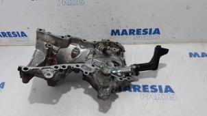 Gebruikte Oliepomp Peugeot 107 1.0 12V Prijs € 105,00 Margeregeling aangeboden door Maresia Parts
