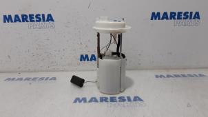 Gebruikte Brandstofpomp Elektrisch Fiat 500C (312) 0.9 TwinAir 85 Prijs € 25,00 Margeregeling aangeboden door Maresia Parts