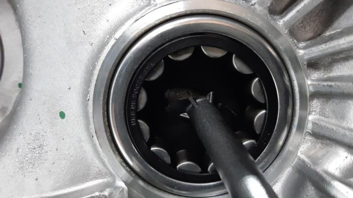 Versnellingsbakhuis van een Renault Megane III Grandtour (KZ) 1.5 dCi 110 2014