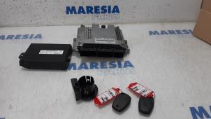 Gebruikte Computer Motormanagement Opel Vivaro 1.6 CDTI BiTurbo 120 Prijs € 465,85 Inclusief btw aangeboden door Maresia Parts