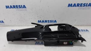 Gebruikte Dashboard Citroen C3 (SC) 1.2 VTi 82 12V Prijs € 105,00 Margeregeling aangeboden door Maresia Parts
