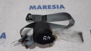 Gebruikte Veiligheidsgordel rechts-achter Renault Twingo (C06) 1.2 16V Prijs € 30,00 Margeregeling aangeboden door Maresia Parts