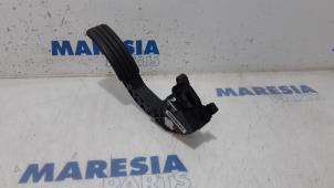 Gebruikte Gaspedaalpositie Sensor Renault Grand Scénic III (JZ) 1.4 16V TCe 130 Prijs € 25,00 Margeregeling aangeboden door Maresia Parts