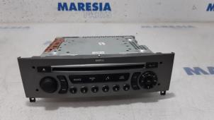 Gebruikte Radio CD Speler Peugeot 308 SW (4E/H) 1.6 VTI 16V Prijs € 105,00 Margeregeling aangeboden door Maresia Parts