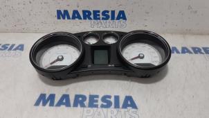 Gebruikte Instrumentenpaneel Peugeot 308 (4A/C) 1.6 16V THP 150 Prijs € 75,00 Margeregeling aangeboden door Maresia Parts