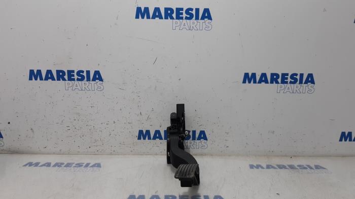 Gebruikte Gaspedaalpositie Sensor Peugeot Boxer (U9) 3.0 HDi 160 Euro 4 Prijs € 60,50 Inclusief btw aangeboden door Maresia Parts