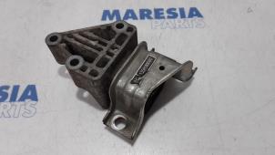 Gebruikte Motorrubber Peugeot Boxer (U9) 3.0 HDi 160 Euro 4 Prijs € 48,40 Inclusief btw aangeboden door Maresia Parts