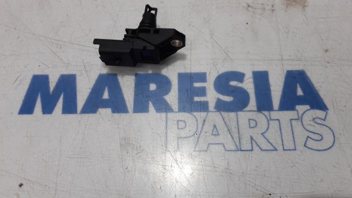 Gebruikte Map Sensor (inlaatspruitstuk) Peugeot 308 SW (L4/L9/LC/LJ/LR) 1.6 BlueHDi 120 Prijs € 50,00 Margeregeling aangeboden door Maresia Parts