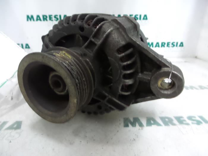 Gebruikte Dynamo Lancia Delta (836) 1.6 i.e. 16V Prijs € 40,00 Margeregeling aangeboden door Maresia Parts