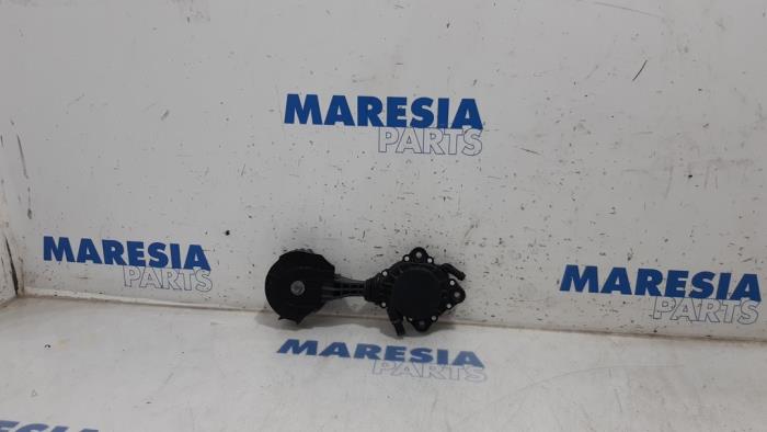 Gebruikte Spanrol Multiriem Peugeot RCZ (4J) 1.6 16V THP Prijs € 50,00 Margeregeling aangeboden door Maresia Parts