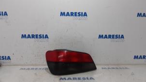 Gebruikte Achterlicht links Peugeot 306 (7A/C/S) 1.6i XR,XT,ST Prijs € 25,00 Margeregeling aangeboden door Maresia Parts