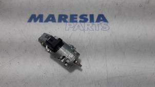 Gebruikte Kontaktslot + Sleutel Peugeot 508 SW (8E/8U) 1.6 THP 16V Prijs € 60,00 Margeregeling aangeboden door Maresia Parts