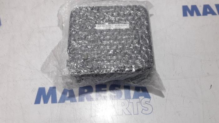 Compressor van een Renault Clio IV Estate/Grandtour (7R) 1.5 Energy dCi 90 FAP 2015