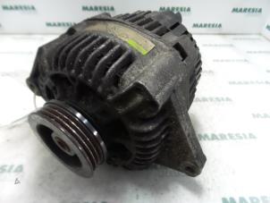 Gebruikte Dynamo Renault Megane Scénic (JA) 1.6 RT Prijs € 50,00 Margeregeling aangeboden door Maresia Parts