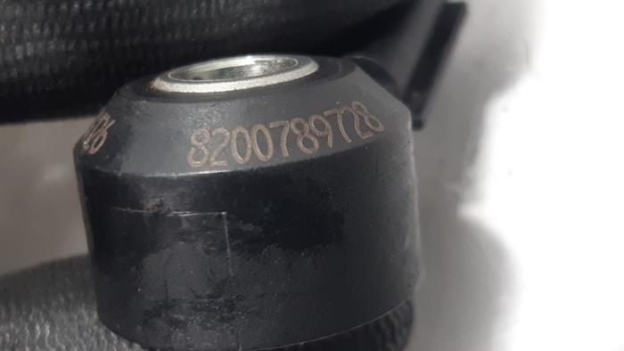 Pingelsensor van een Renault Clio IV Estate/Grandtour (7R) 1.2 TCE 16V GT EDC 2018