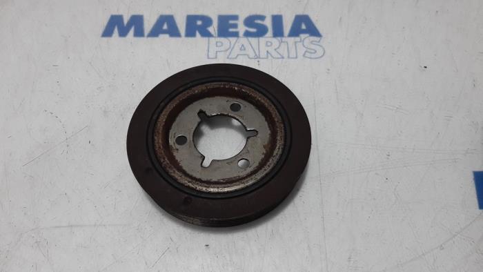 Gebruikte Poelie Krukas Peugeot 206 (2A/C/H/J/S) 1.1 XN,XR Prijs € 20,00 Margeregeling aangeboden door Maresia Parts