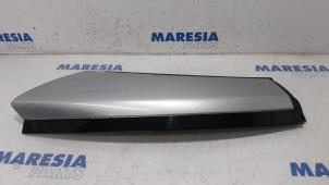 Gebruikte Stijl links-achter Peugeot 308 CC (4B) 1.6 16V THP 150 Prijs € 85,00 Margeregeling aangeboden door Maresia Parts