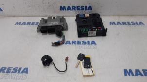 Gebruikte Computer Motormanagement Peugeot 308 CC (4B) 1.6 16V THP 150 Prijs € 199,00 Margeregeling aangeboden door Maresia Parts