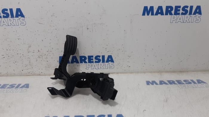 Gebruikte Gaspedaalpositie Sensor Citroen Jumpy (G9) 2.0 HDiF 16V 125 Prijs € 36,30 Inclusief btw aangeboden door Maresia Parts