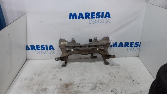 Gebruikte Subframe Peugeot Bipper (AA) 1.4 HDi Prijs € 105,00 Margeregeling aangeboden door Maresia Parts