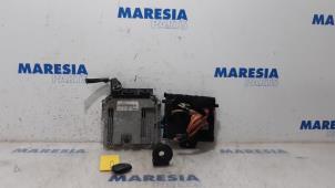 Gebruikte Computer Motormanagement Renault Master III (FV) 2.3 dCi 100 16V FWD Prijs € 483,99 Inclusief btw aangeboden door Maresia Parts