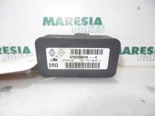 Gebruikte Esp computer Renault Megane III Grandtour (KZ) 1.5 dCi 90 Prijs € 19,50 Margeregeling aangeboden door Maresia Parts