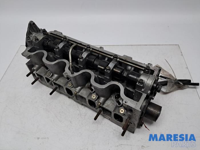 Gebruikte Cilinderkop Alfa Romeo 147 (937) 1.9 JTD 115 Prijs € 262,50 Margeregeling aangeboden door Maresia Parts