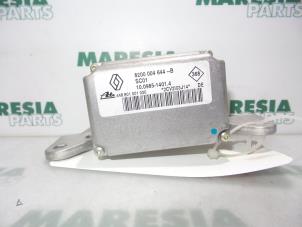 Gebruikte Esp computer Renault Espace (JK) 2.2 dCi 150 16V Grand Espace Prijs € 105,00 Margeregeling aangeboden door Maresia Parts