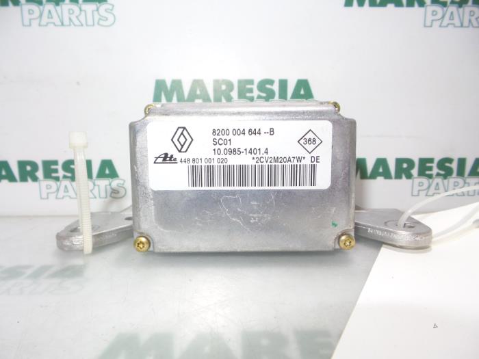 Gebruikte Computer esp Renault Vel Satis (BJ) 3.0 dCi V6 24V Prijs € 105,00 Margeregeling aangeboden door Maresia Parts