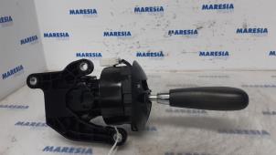 Gebruikte Versnellingspook Fiat 500 (312) 1.2 Prijs € 50,00 Margeregeling aangeboden door Maresia Parts