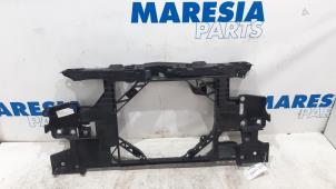 Gebruikte Frontpaneel Renault Megane III Berline (BZ) 1.4 16V TCe 130 Prijs € 49,00 Margeregeling aangeboden door Maresia Parts