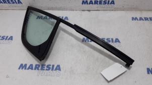 Gebruikte Driehoeks Ruit links-voor Citroen C3 (SC) 1.6 16V VTi 120 Prijs € 50,00 Margeregeling aangeboden door Maresia Parts