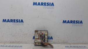 Gebruikte Zekeringkast Renault Megane III Berline (BZ) 1.4 16V TCe 130 Prijs € 105,00 Margeregeling aangeboden door Maresia Parts